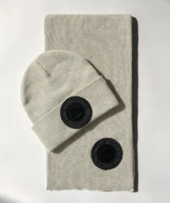 TOBOGGAN BUNDLE UP GIFT BOX SET