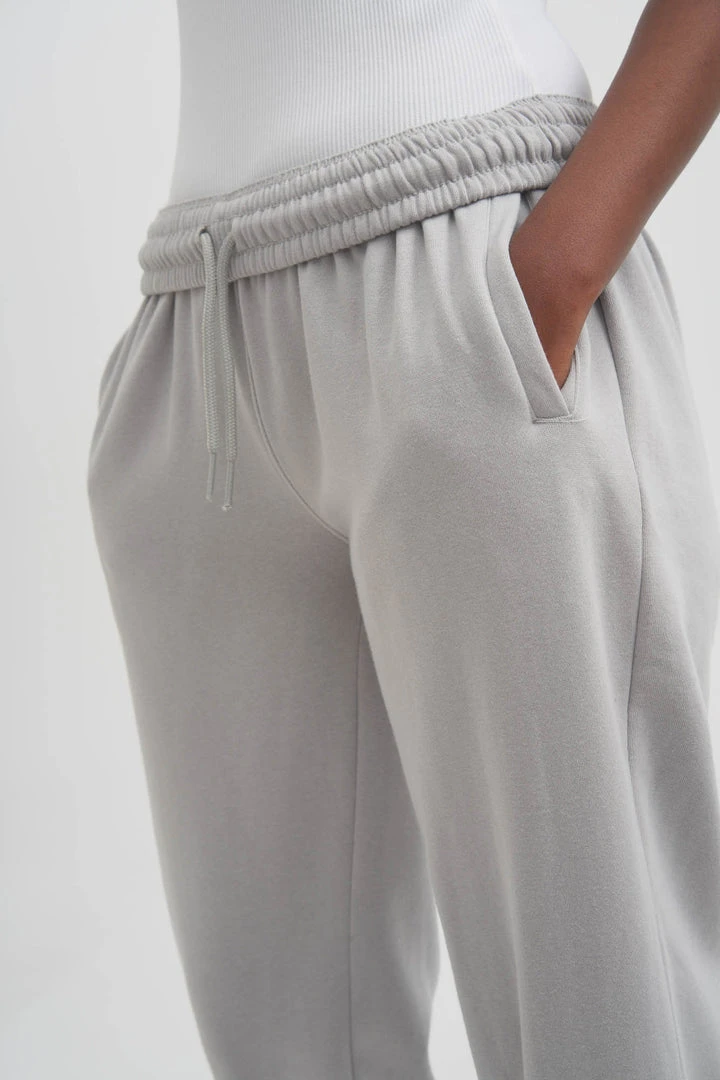 Toboggan Canada Luxe Fleece UNISEX LUXE SWEATPANTS - GREY