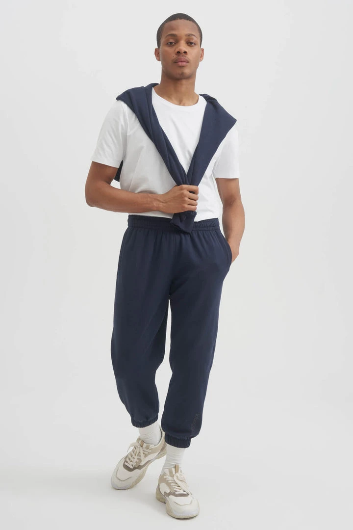 Toboggan Canada UNISEX LUXE SWEATPANTS - NAVY Luxe Fleece