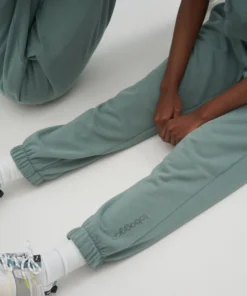 Toboggan Canada UNISEX LUXE SWEATPANTS - VINTAGE TEAL Luxe Fleece